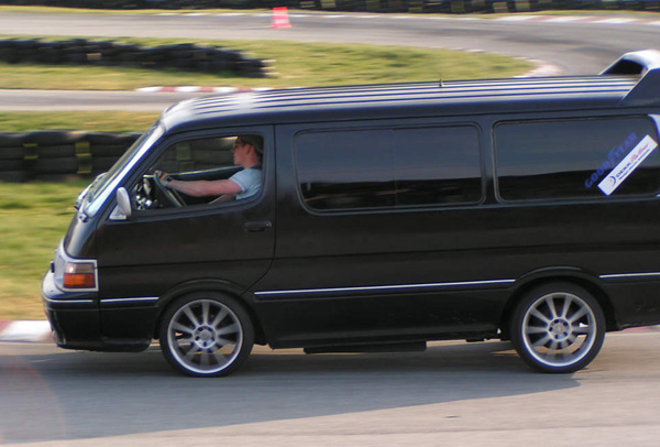 hiace4